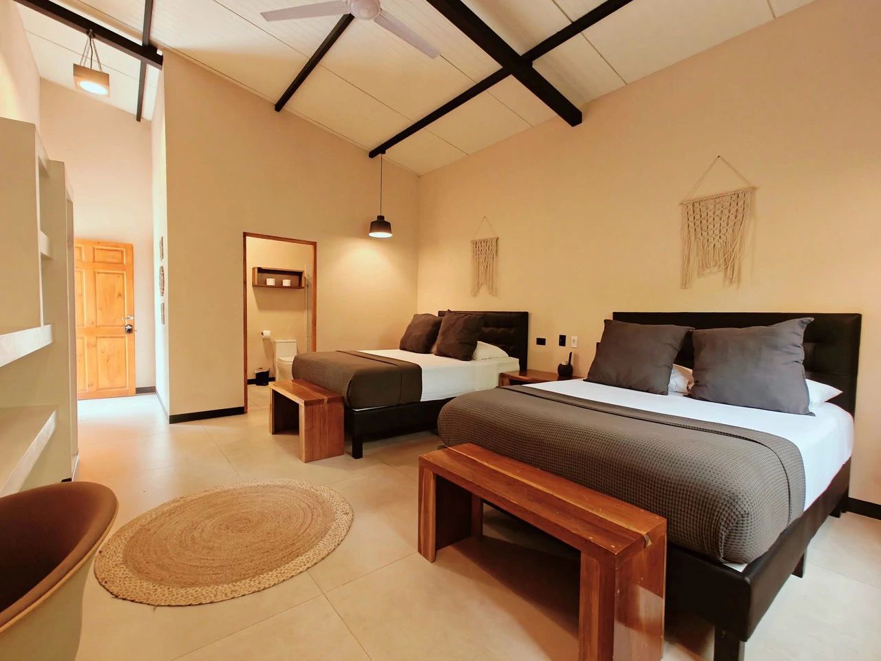 ID 751: Turn-Key Villa with Proven Income Near Cahuita National Park – Main House, Casita, and Stunning Pool on Over Half an Acre - Gallery image 27