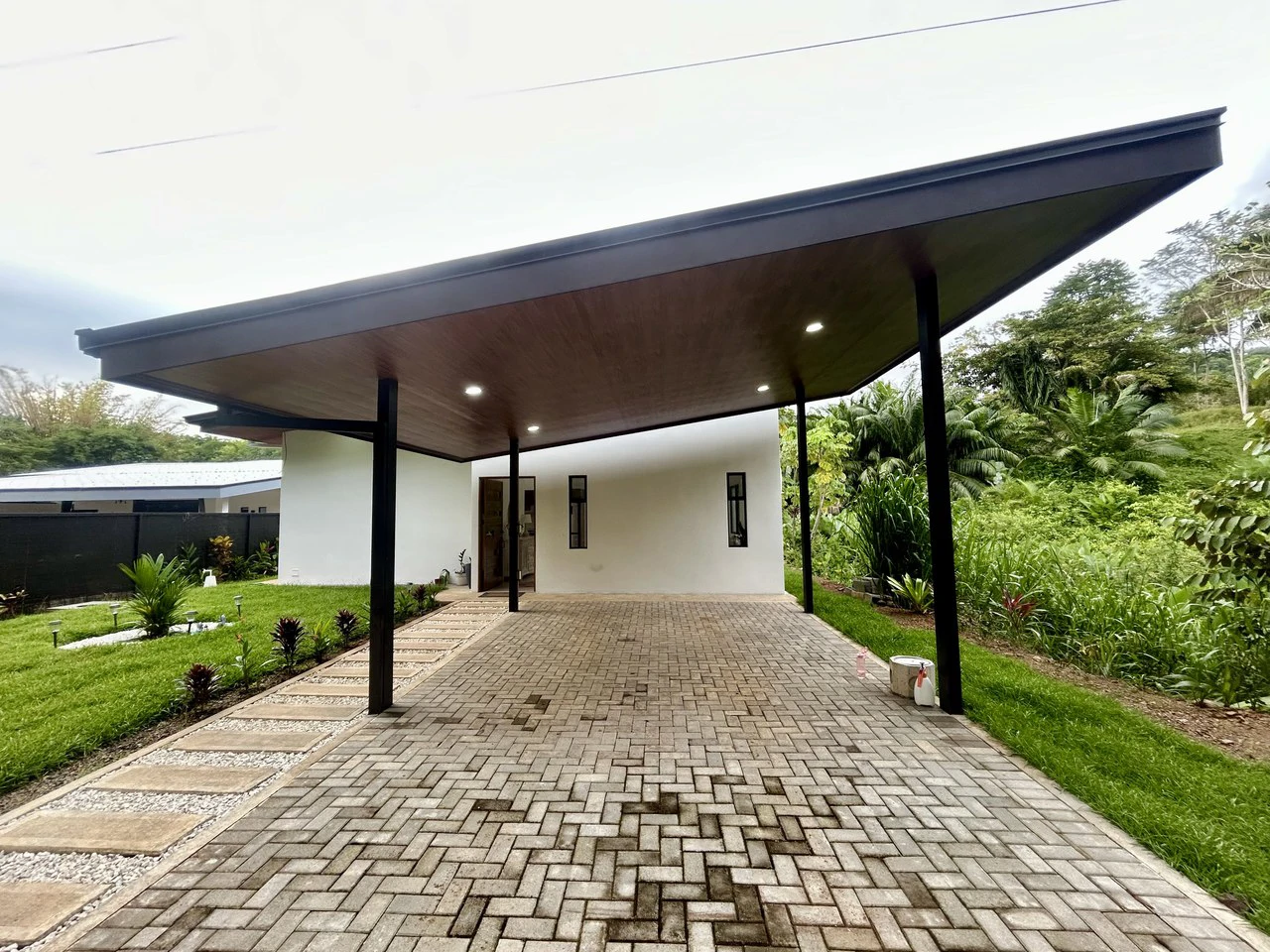 Casa Jardines: Brand new house with pool - Gallery image 19
