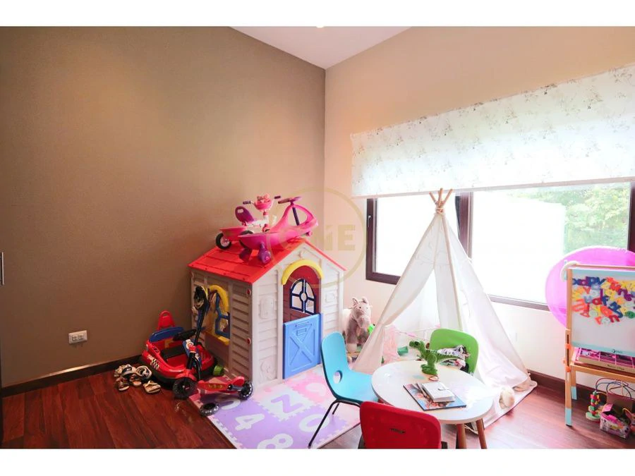 Sale or Rental of a House in San Rafael de Heredia: Spacious Residence in El Castillo, San Rafael de Heredia — Privacy, Fresh Mountain Climate, and Elevated Living - Gallery image 17