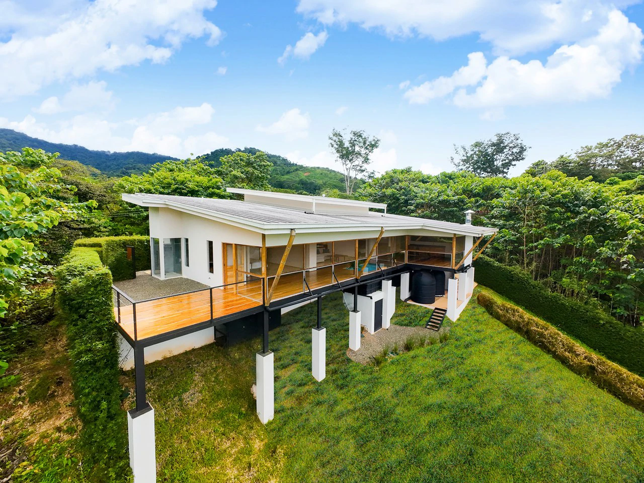 Mar Mystique Haven: Your Dream Home with Stunning Ocean Views - Gallery image 50
