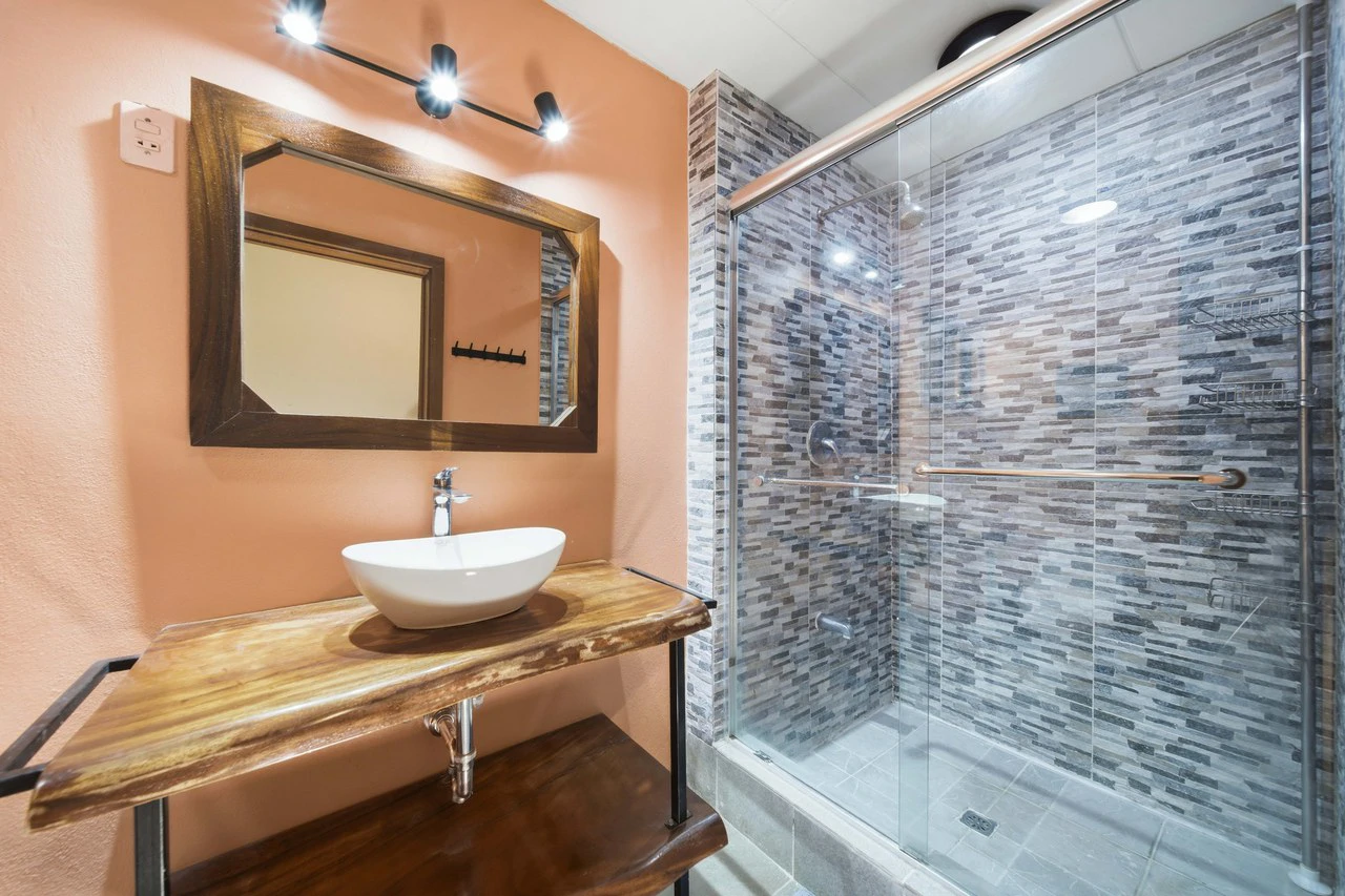 The Jewel of Sardinal: Income, Lifestyle, and Opportunity in One Exceptional Property - Gallery image 8