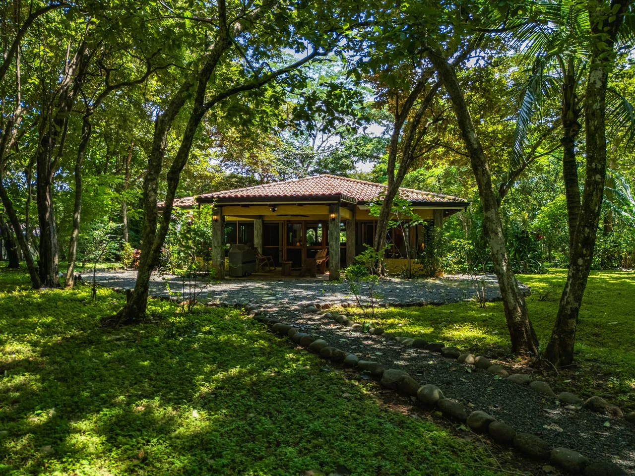Casa de Paz: Turnkey 2BR Home in Ecological Gated Community - Gallery image 8