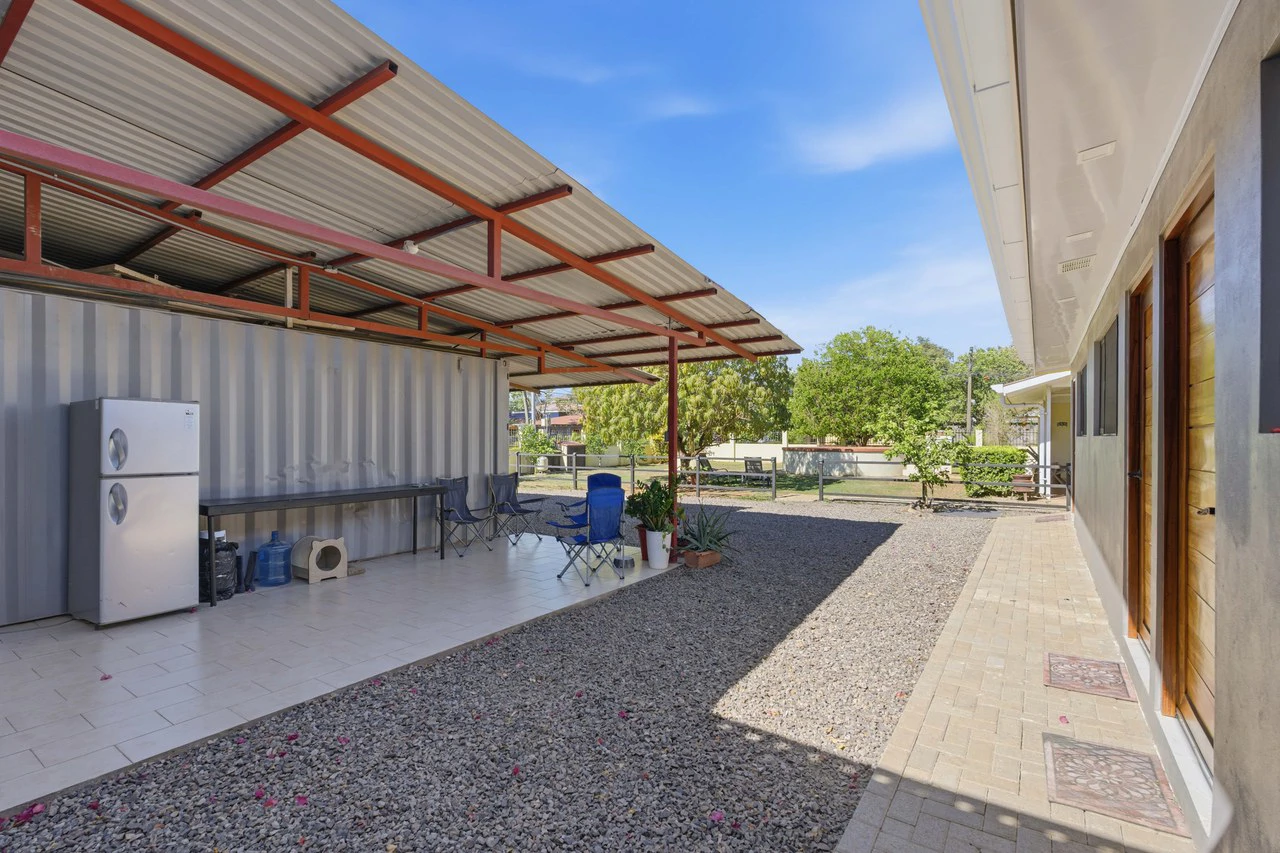 The Jewel of Sardinal: Income, Lifestyle, and Opportunity in One Exceptional Property - Gallery image 28