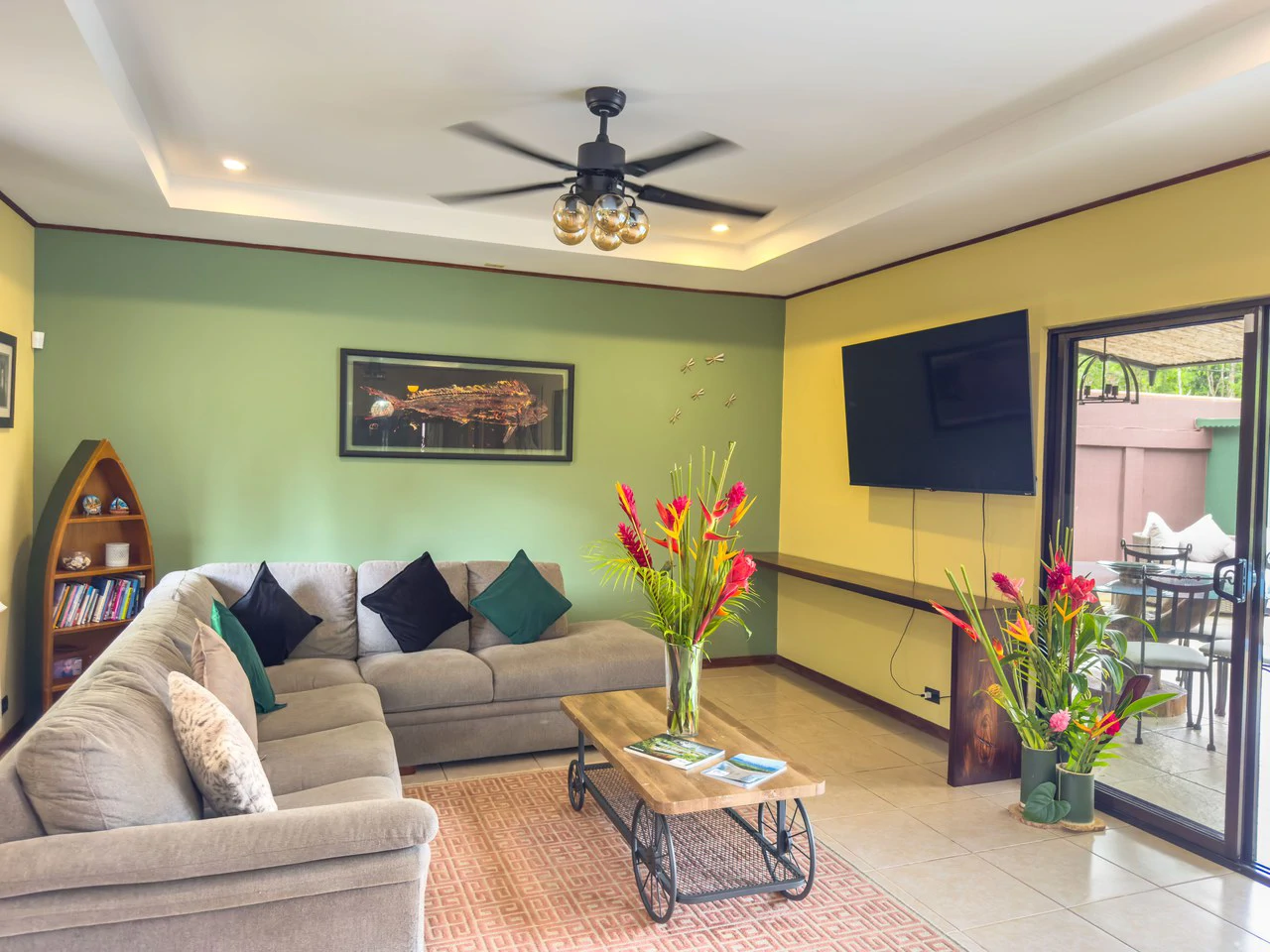 Naranjito corner lot house - photo 11