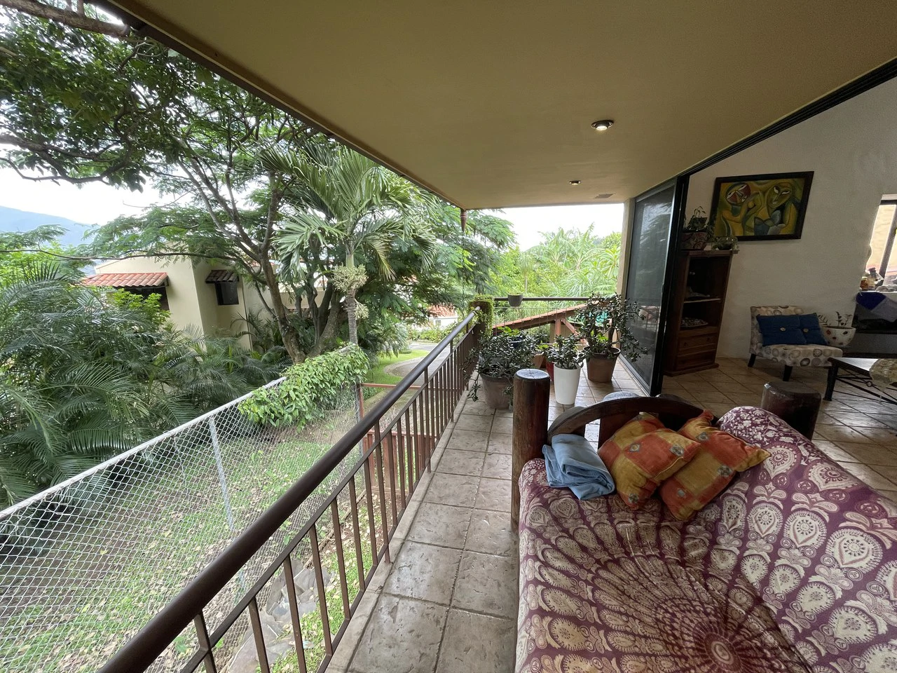 Loma Real P430: Spacious 5-Bedroom Home in Gated Community in Escazú, Guachipelin Norte - Gallery image 6