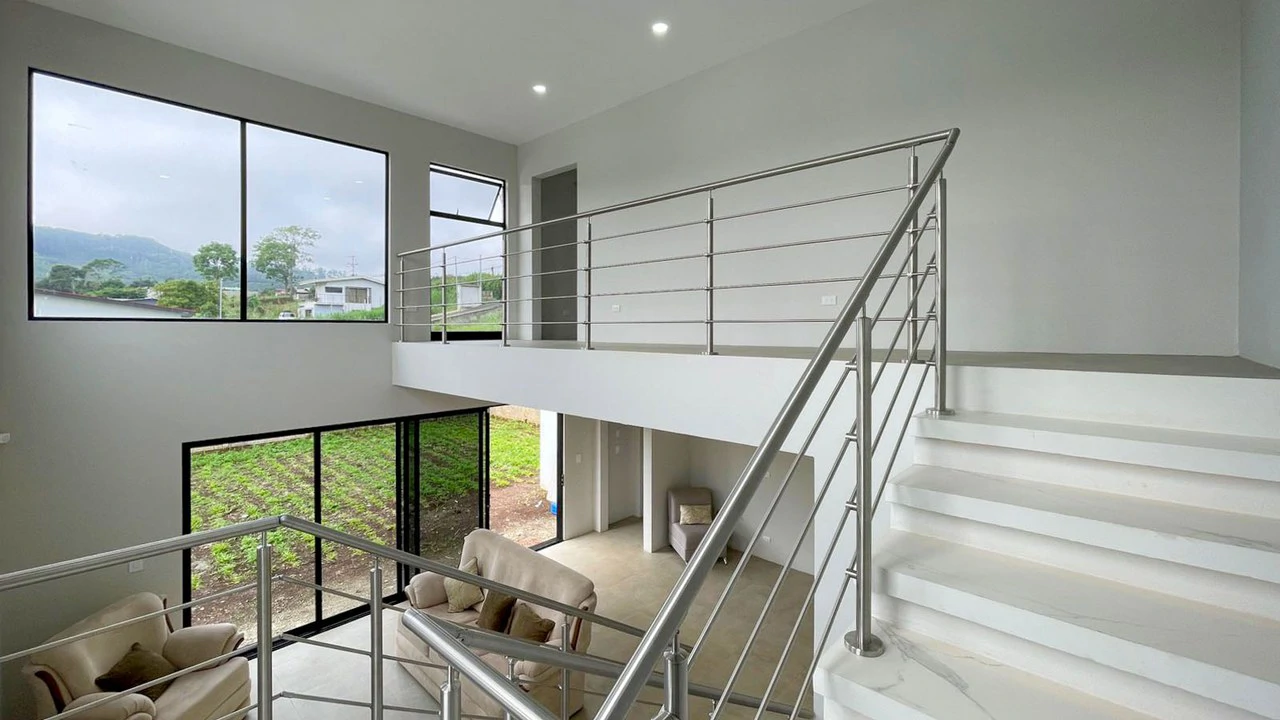 Two-Story House for Sale in San Ramón - Gallery image 10