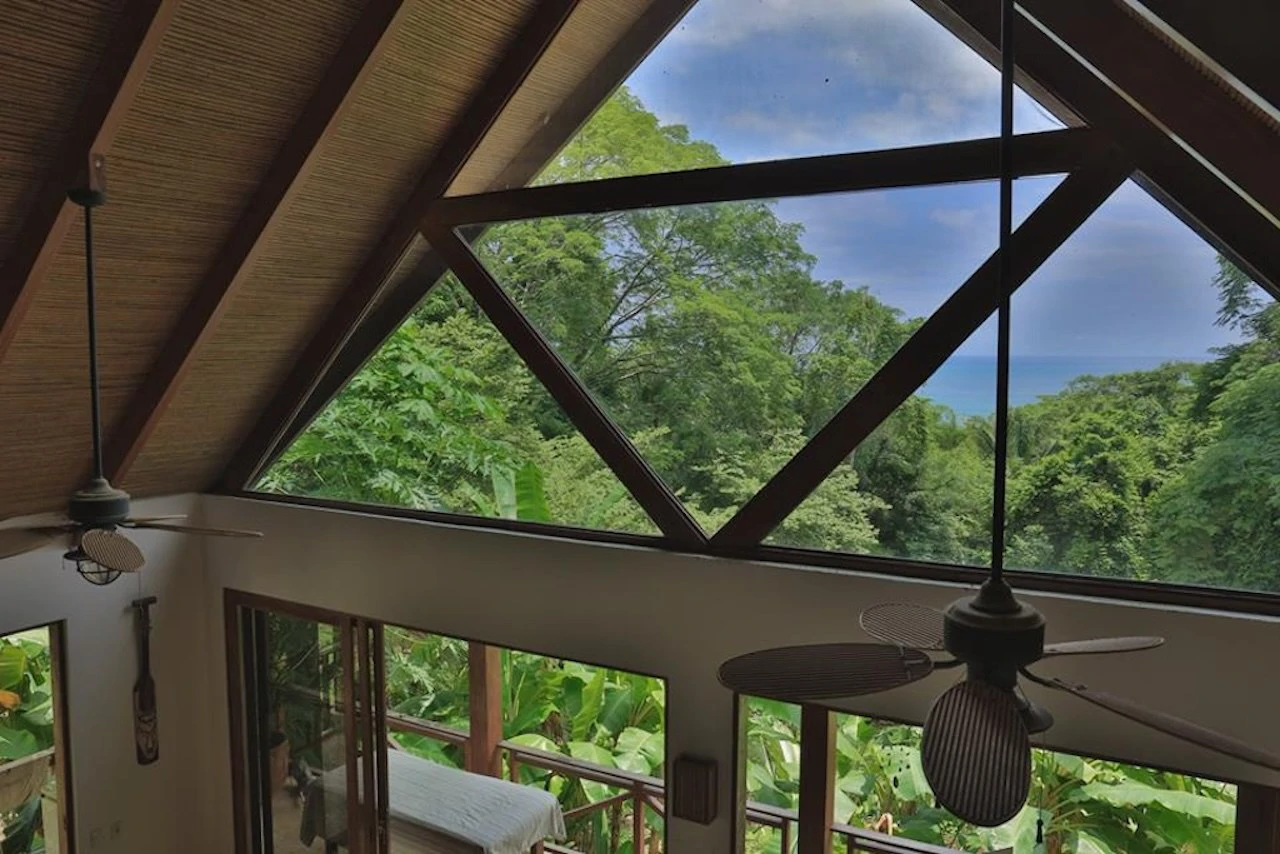Property with 3 homes and pool: Tropical Gardens steps to the Beach in Mal País and minutes to Santa Teresa - Gallery image 9