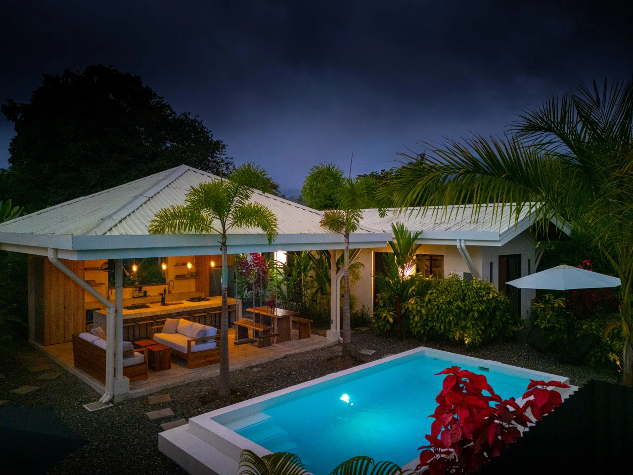 Income Ready Boutique Investment near Whale's Tail Beach - Gallery image 12
