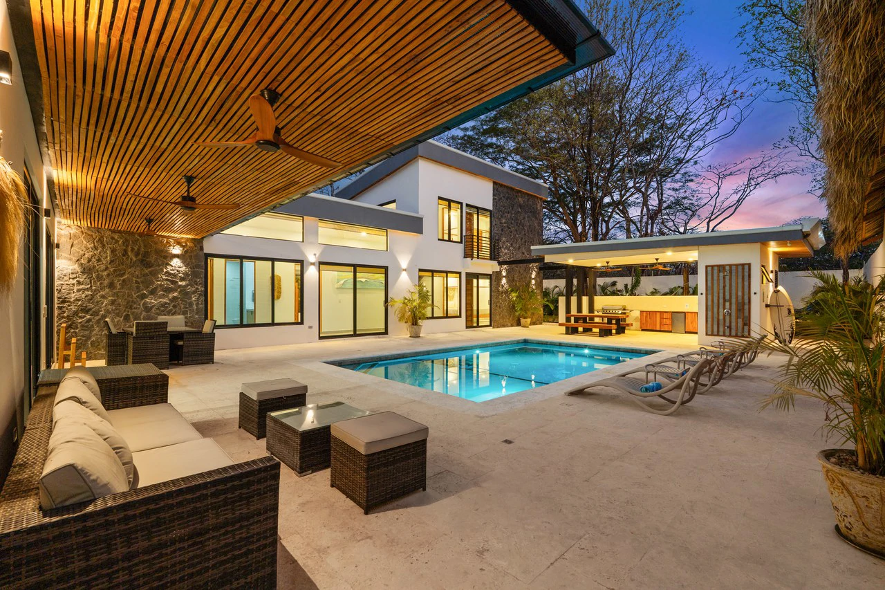 Casa Guacamaya Roja: Luxury Home in Playa Grande - Gallery image 19