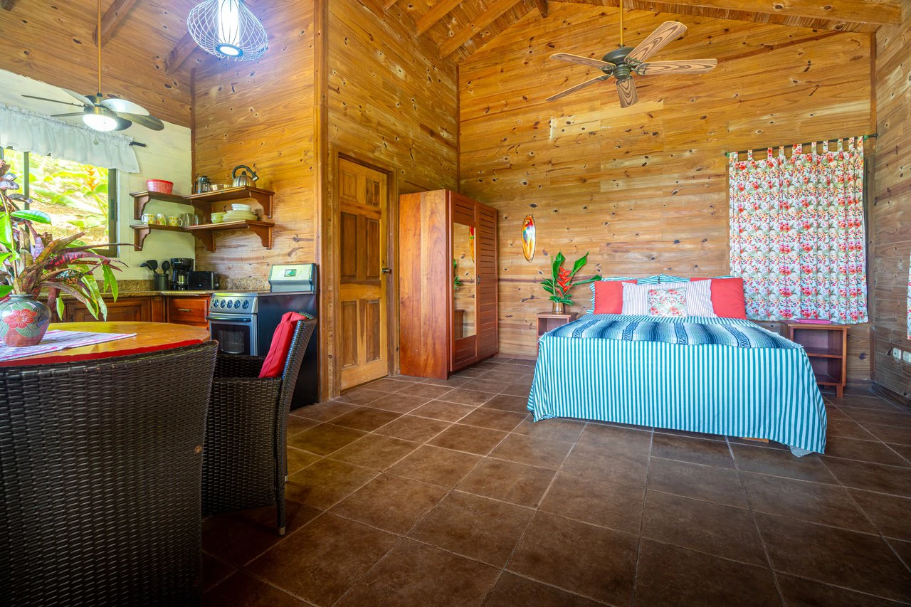 VILLA KRISTINA MARIA - 3.84 ACRES - PERLA DE BALLENA ESTATES: Mountain House For Sale in Bahía Ballena - Gallery image 68