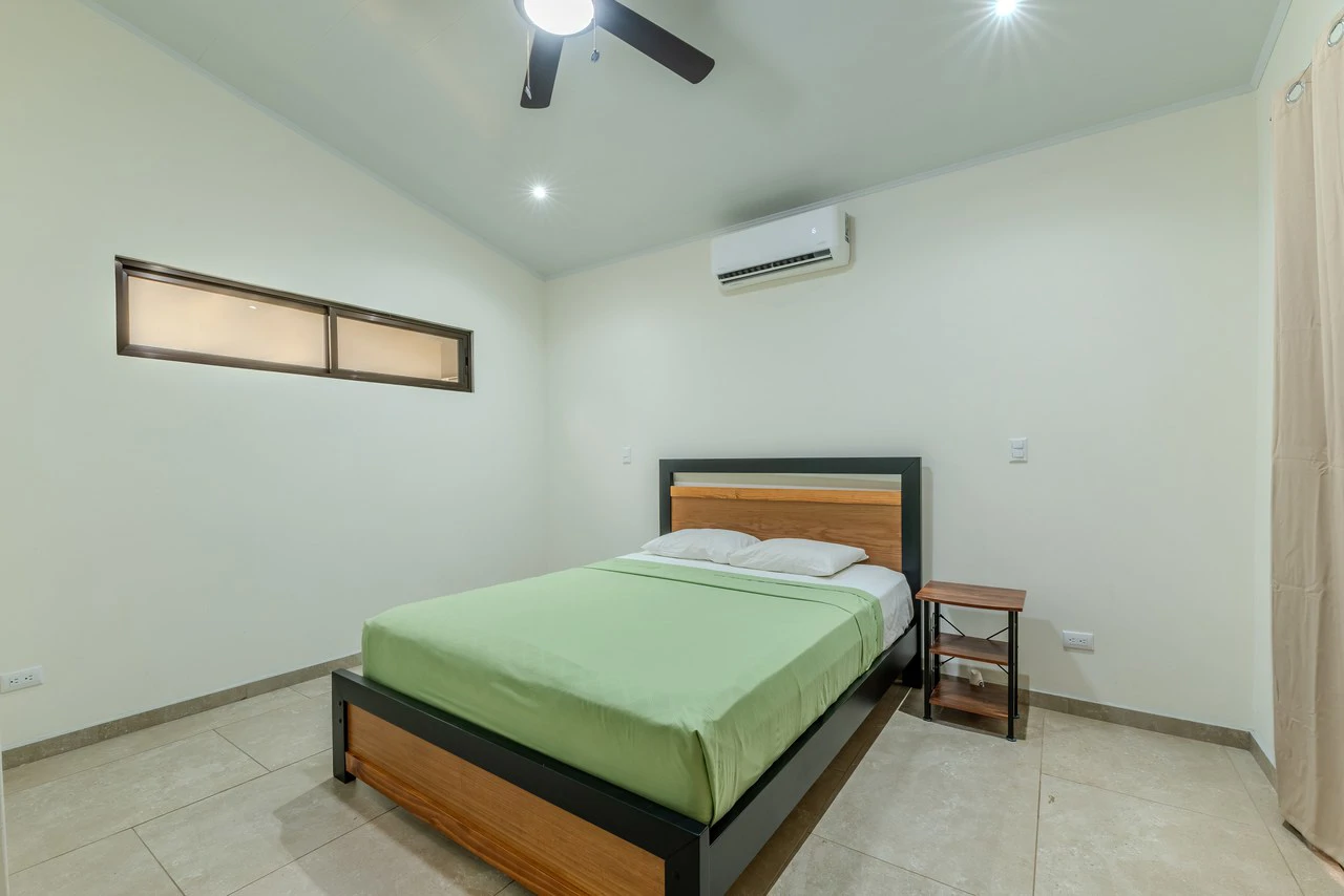 Modern 3-Bedroom Home Near Marino Ballena National Park – Central Uvita - Gallery image 12