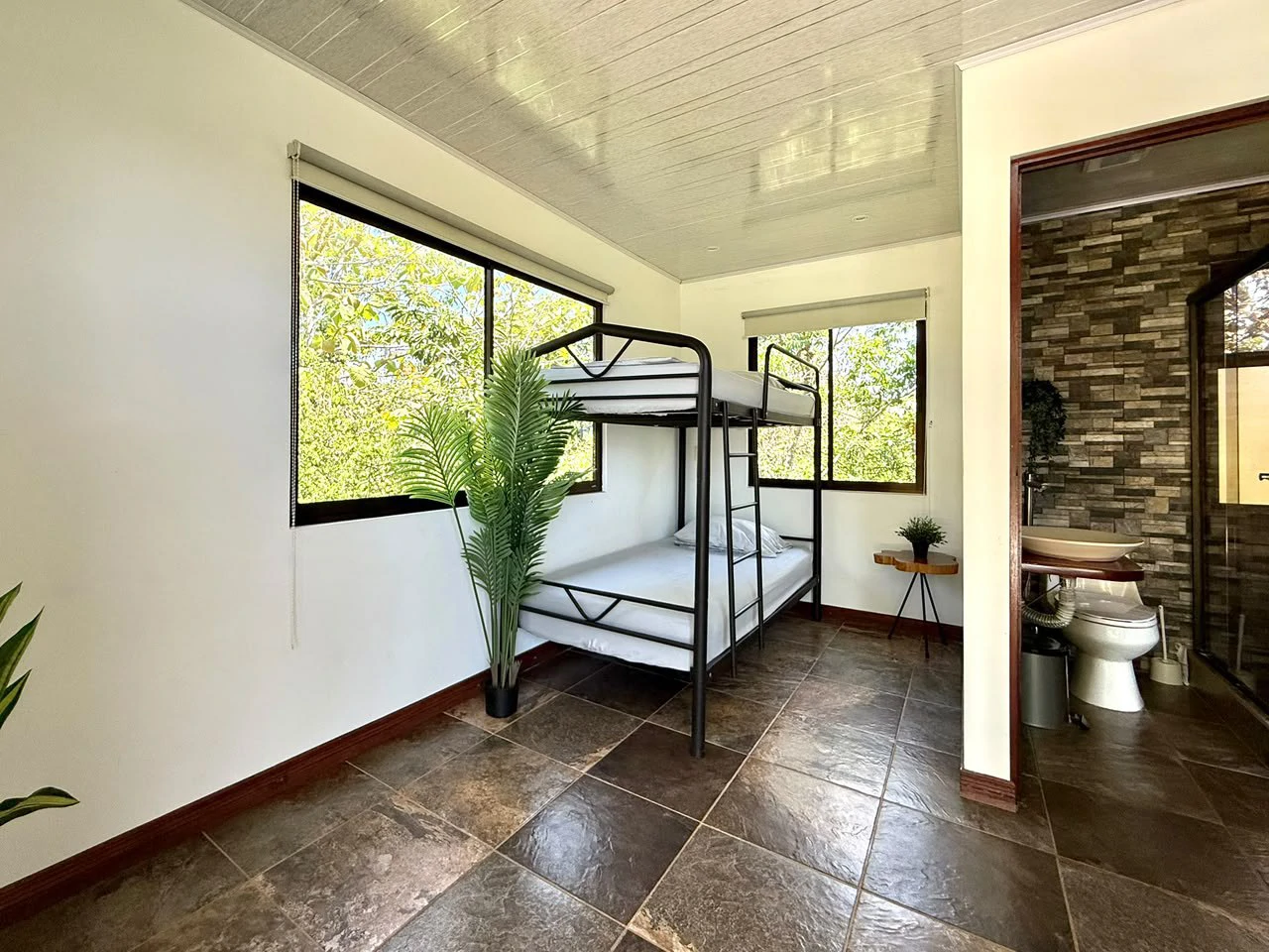 Vista de las Pirámides de Santa Fe: $175,000 USD Modern Mountain View Home for Sale in Cobano, Costa Rica - Gallery image 7
