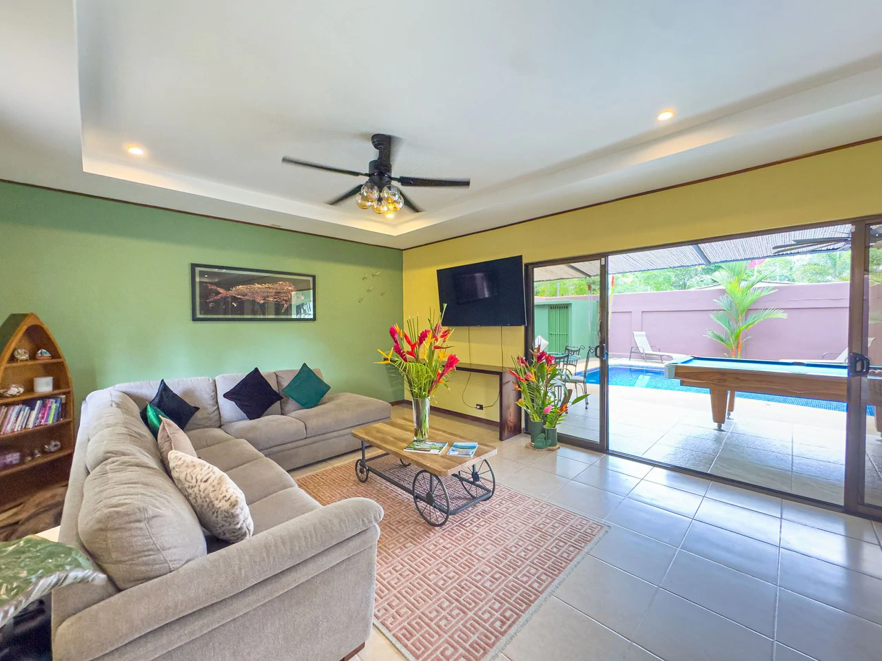 Naranjito corner lot house - photo 12