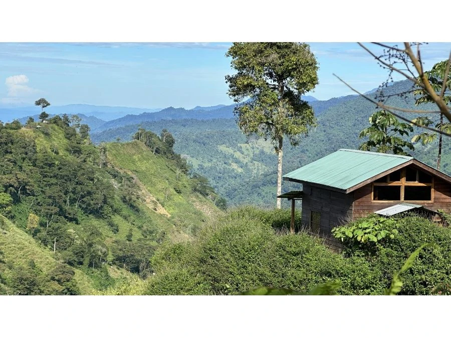 BEAUTIFUL MOUNTAIN VIEW FINCA WITH CABIN IN RIO NUEVO