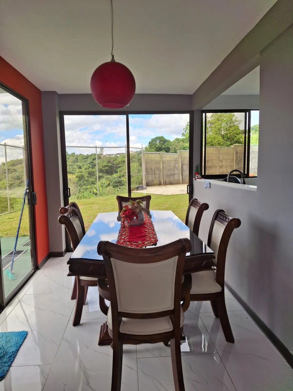 Casa Vista!: 3 level Cityview Hilltop Estate + 27,980m2 - Gallery image 4