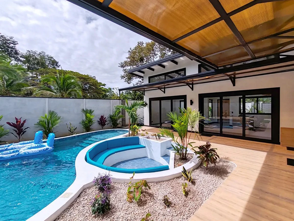ID 1054: Playa Negra Guest House - Modern 2 Bedroom Home with Pool - photo 4
