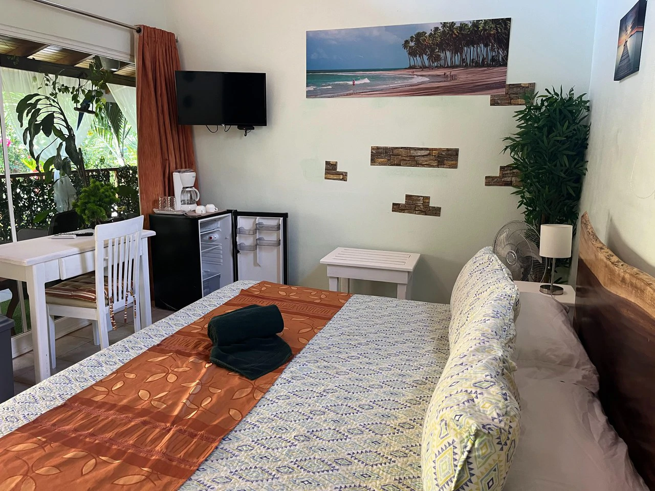 Turnkey Established 14 Suite Hotel Opportunity in Playa Sámara - Gallery image 17