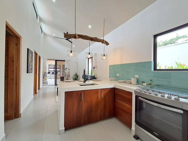 Casa H&M: Modern Tropical Home in Samara and Close to the Beach – 3 Bedrooms + Independent Studio - Gallery image 5