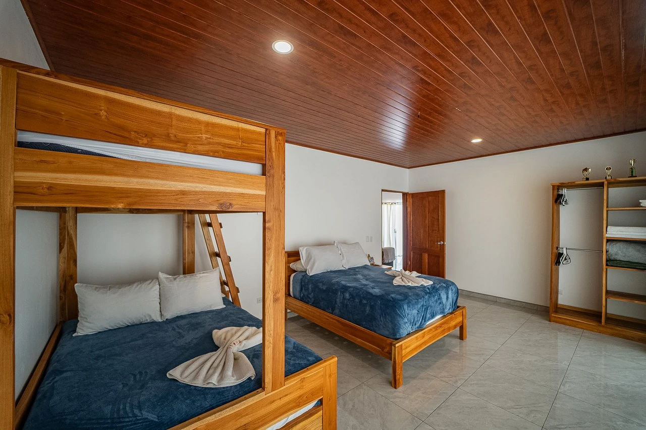 Casa Cielo y Tierra: In Town Income Generating Duplex - Gallery image 8