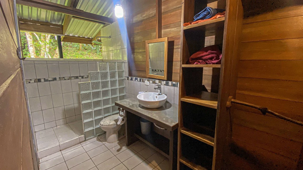 4 Bd/3 Ba - Two Caribbean Homes w/ Pool, on 5000m²: Dual Home Jungle Property in Punta Uva - Gallery image 13