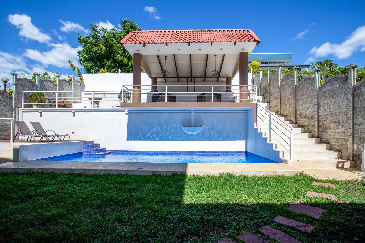 House For Sale in Puente de Piedra - Gallery image 7