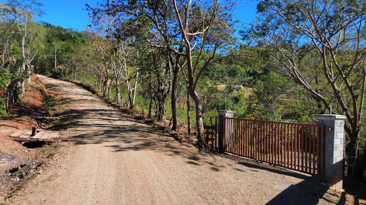 Finca Martine: 3 Platforms, Ready to Build - photo 2