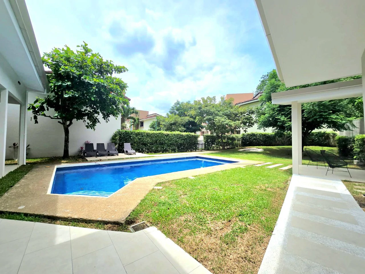 BARGAIN House for sale en gated community Ciudad Colon Costa Rica - Gallery image 22