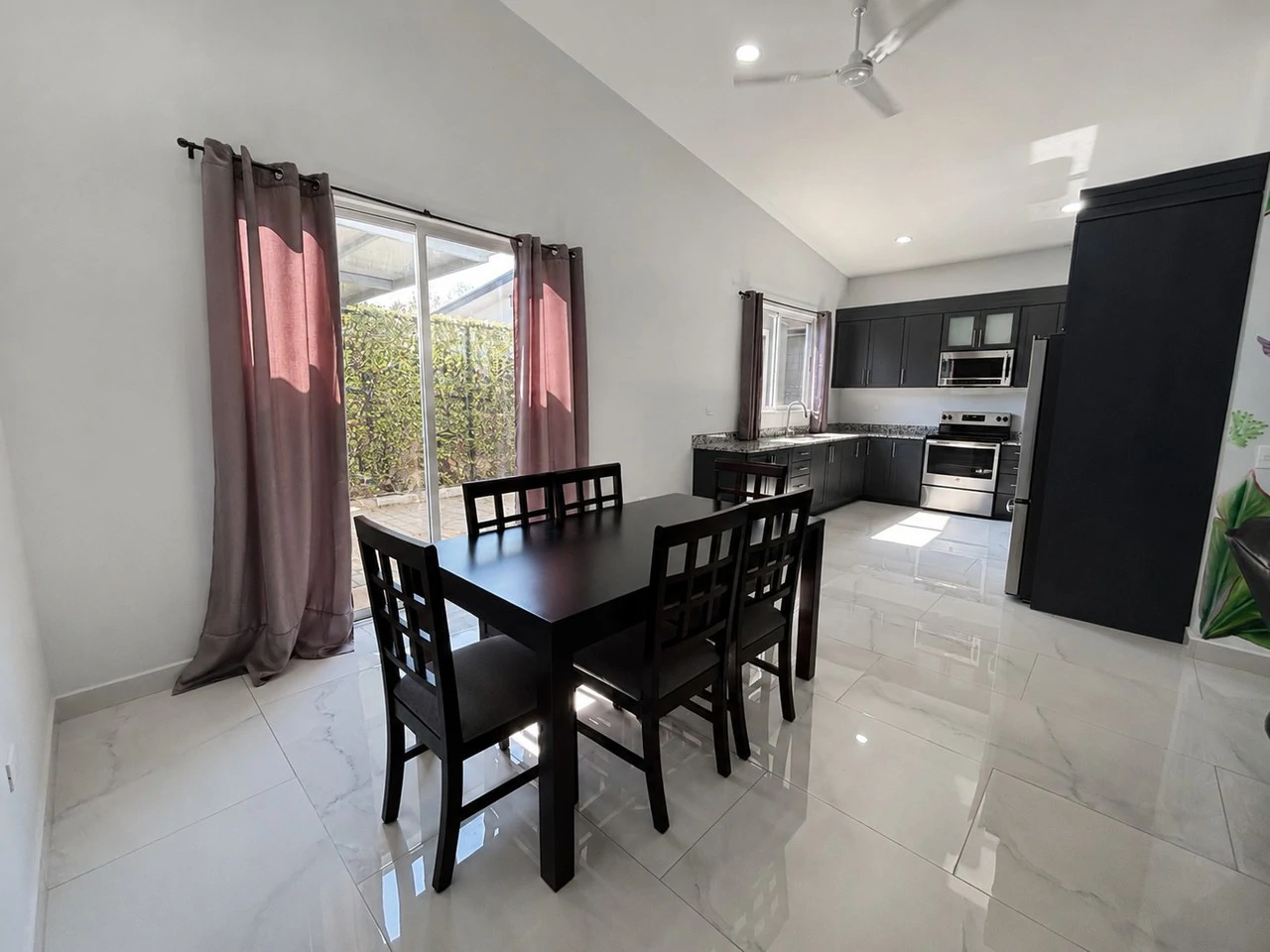 Modern 3BR Home with Exceptional Airbnb Potential Near Manuel Antonio - photo 4