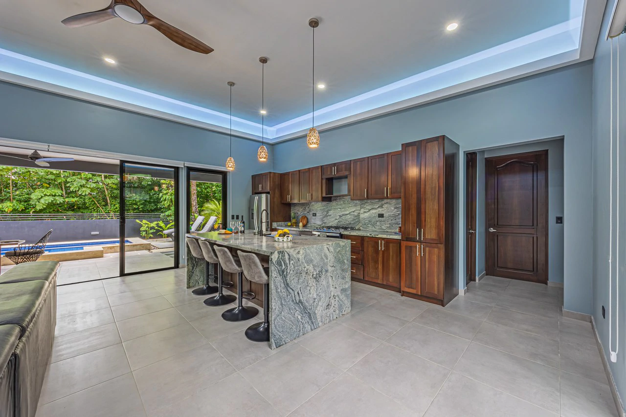 Gorgeous Brand New 3br Home close to Dominical with extra land.: House For Sale in Hatillo - Gallery image 13