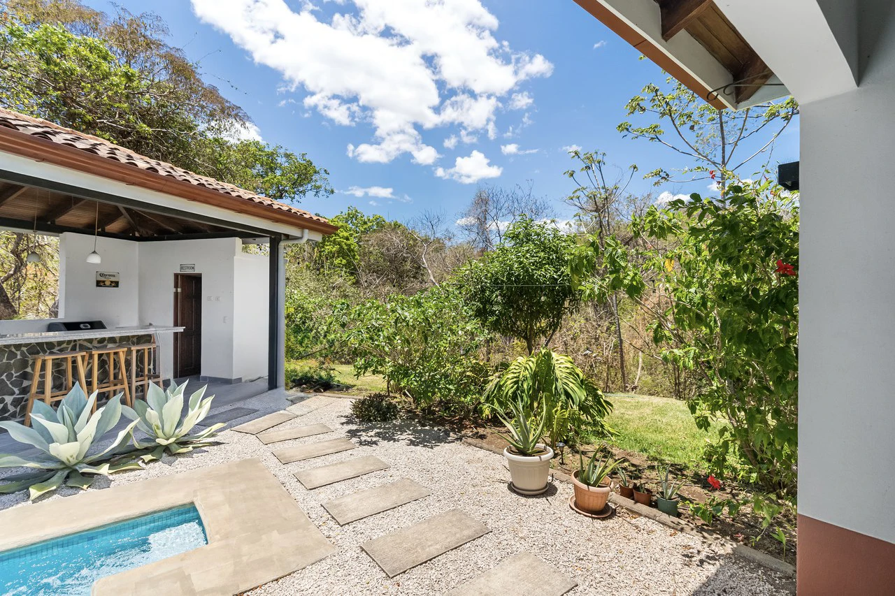 Modern-Style Home with Pool in Gated Community Near Tamarindo - Gallery image 20