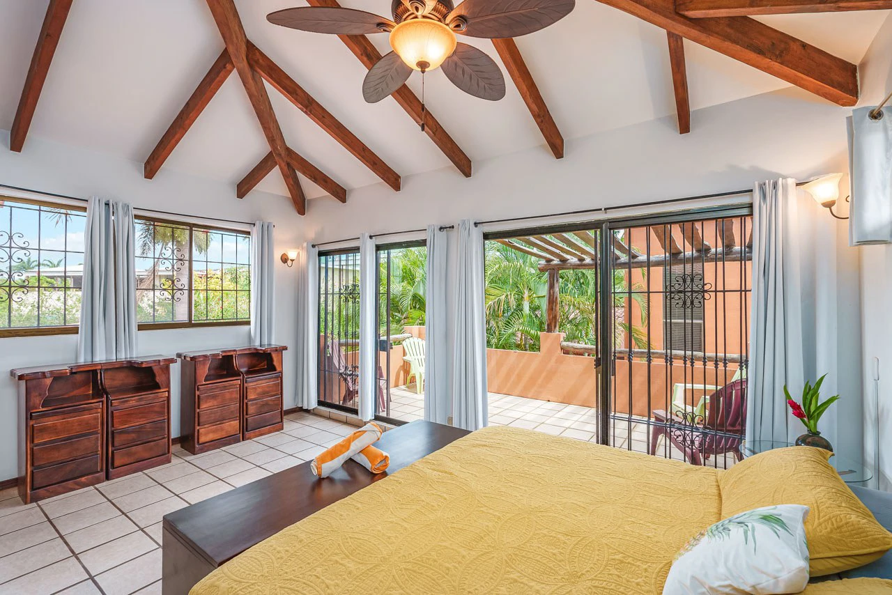 Iguana Villas #6: Upgraded, Furnished Villa Steps from Playa Blanca - Gallery image 26
