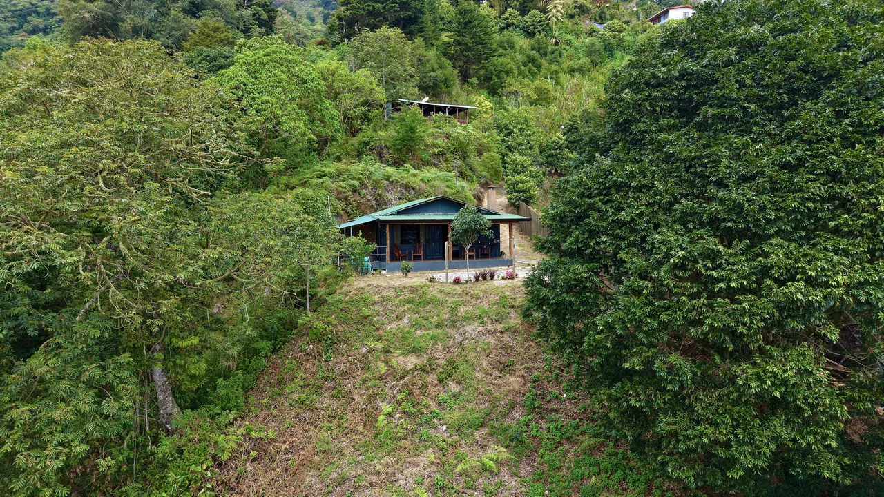 House For Sale in Jardín de Dota - Gallery image 24