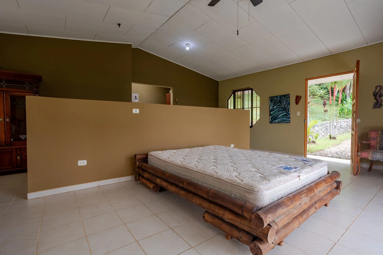 Expansive 27 Acre Farm with Residence in San Isidro del General - Gallery image 45