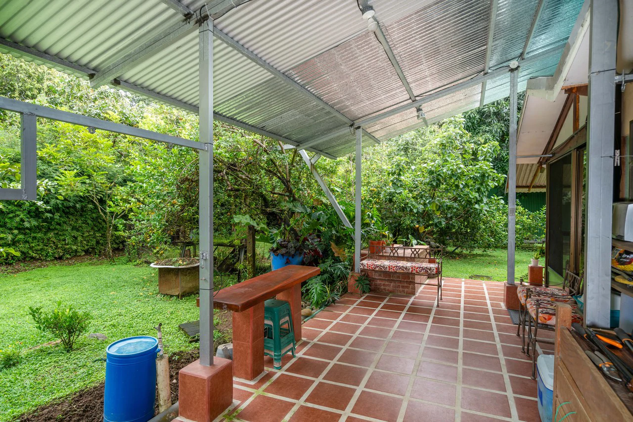 Matapalo gated home, 5 minutes from beach - Gallery image 18