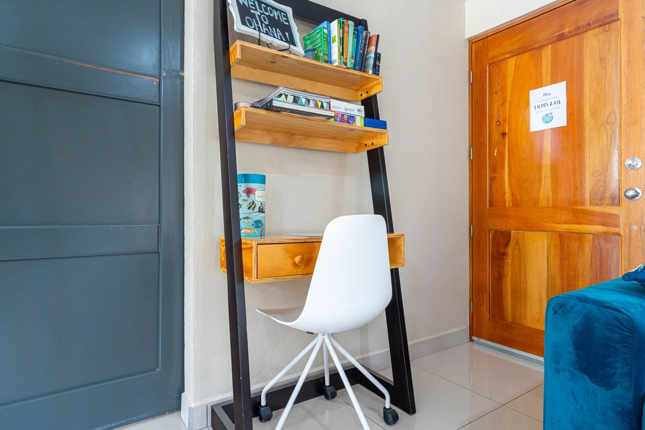 3 Bed Main Home with Two Rental Villas, Walk to Beach in Uvita! Fantastic Location! - Gallery image 53