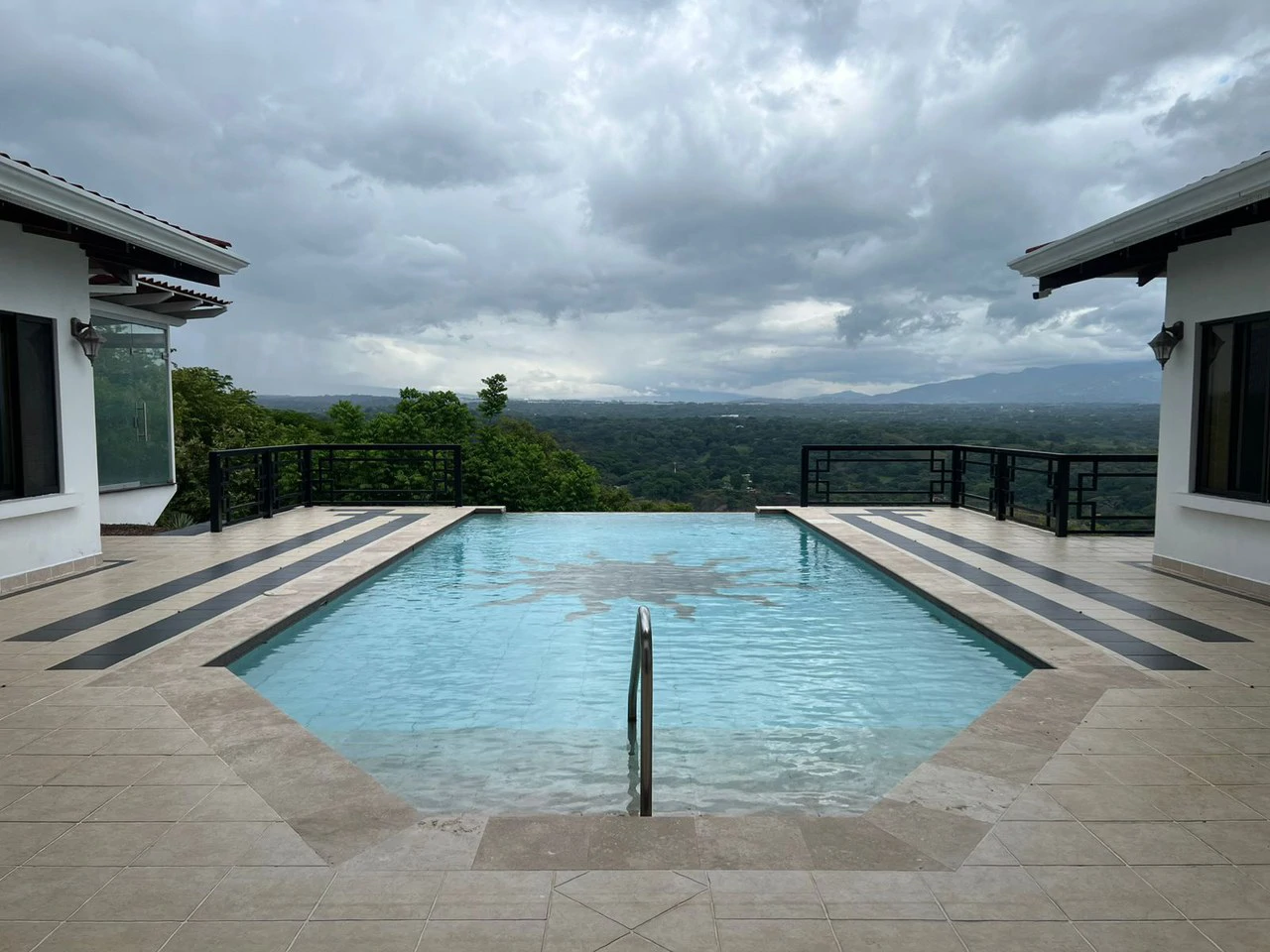Casa Marble...: Spectacular Hillside Estate with Panoramic Central Valley Views - Gallery image 3