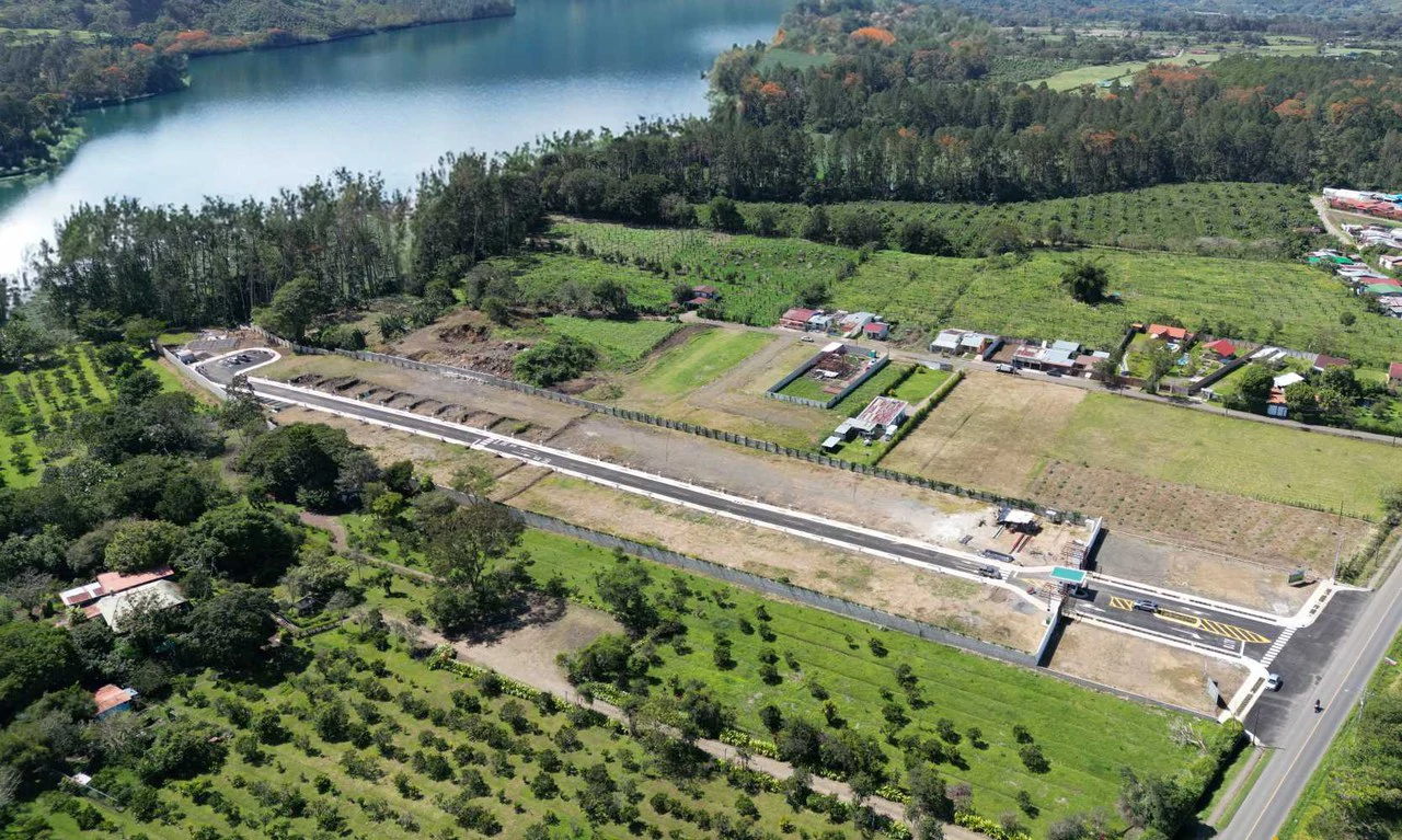 Lot for sale in gated community mountain view Cachi Cartago Costa Rica - Gallery image 3