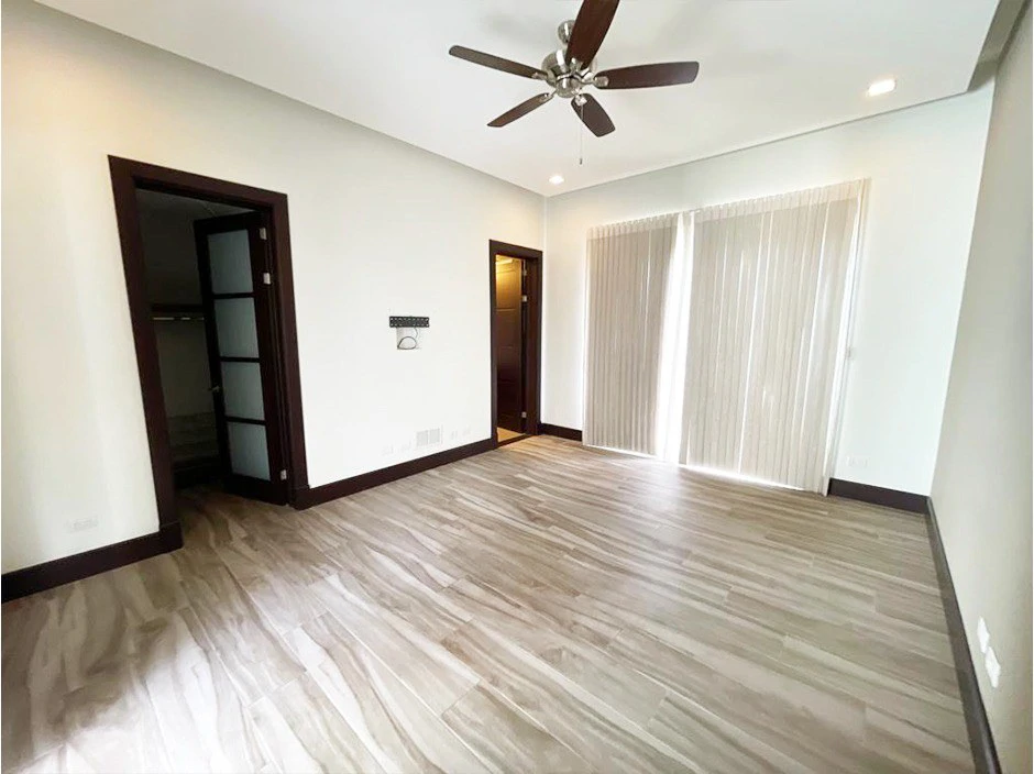 Hacienda Lindora: House For Sale in Lindora - Gallery image 7