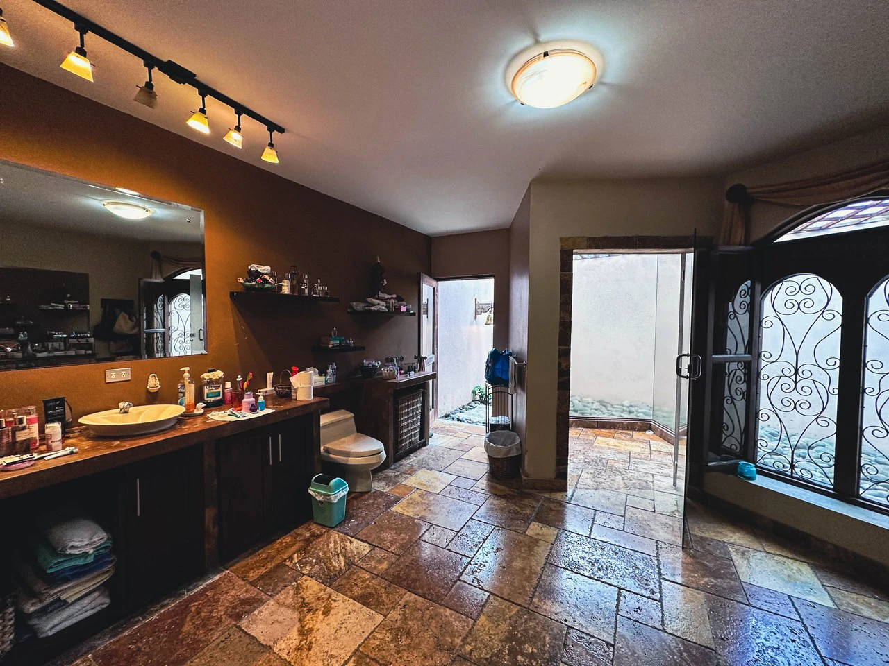 Mountain House For Sale in San Miguel - Gallery image 19