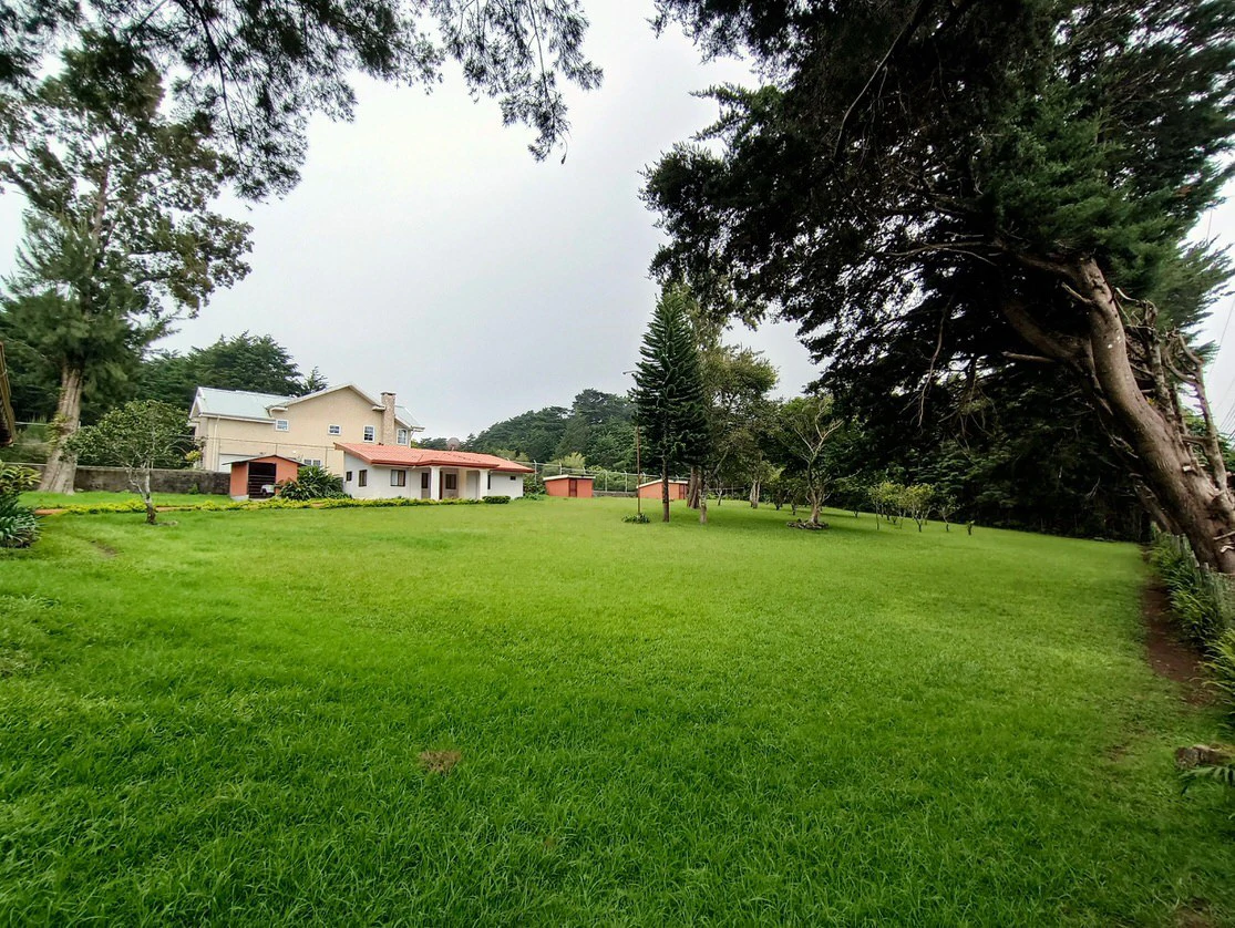 Residencial El Castillo: Property for sale with 2 houses and 3400 sqm2 of land - Gallery image 5