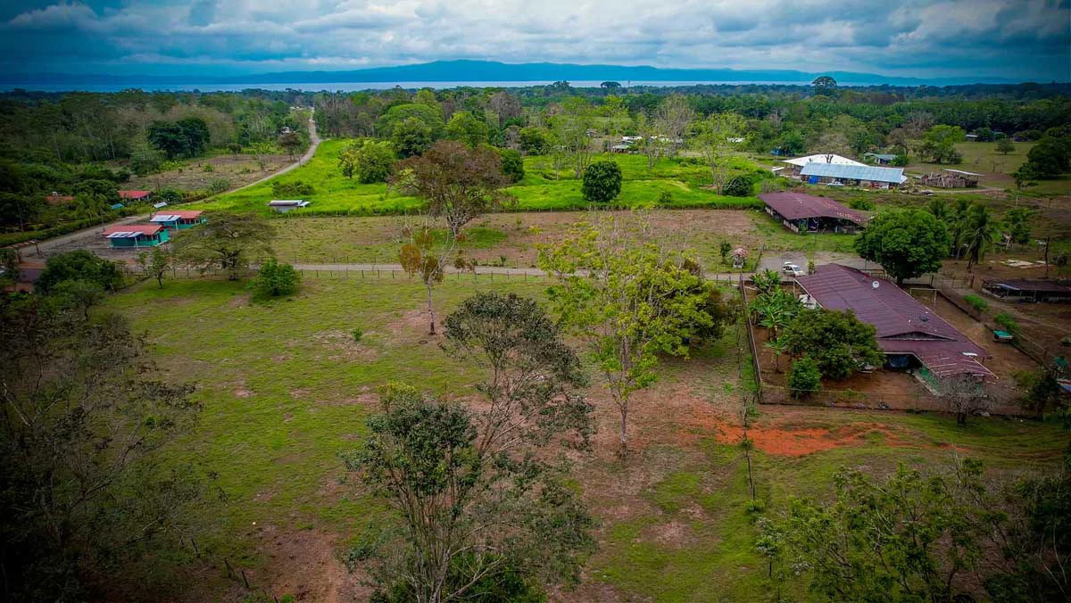 Hill House Gulf View | Property in Cañaza