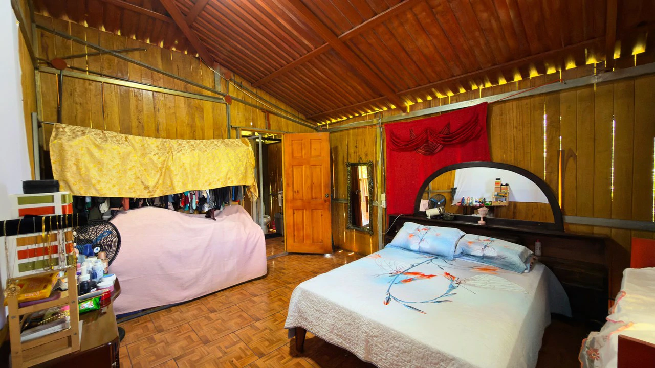 Countryside House For Sale in Cajon - Gallery image 10