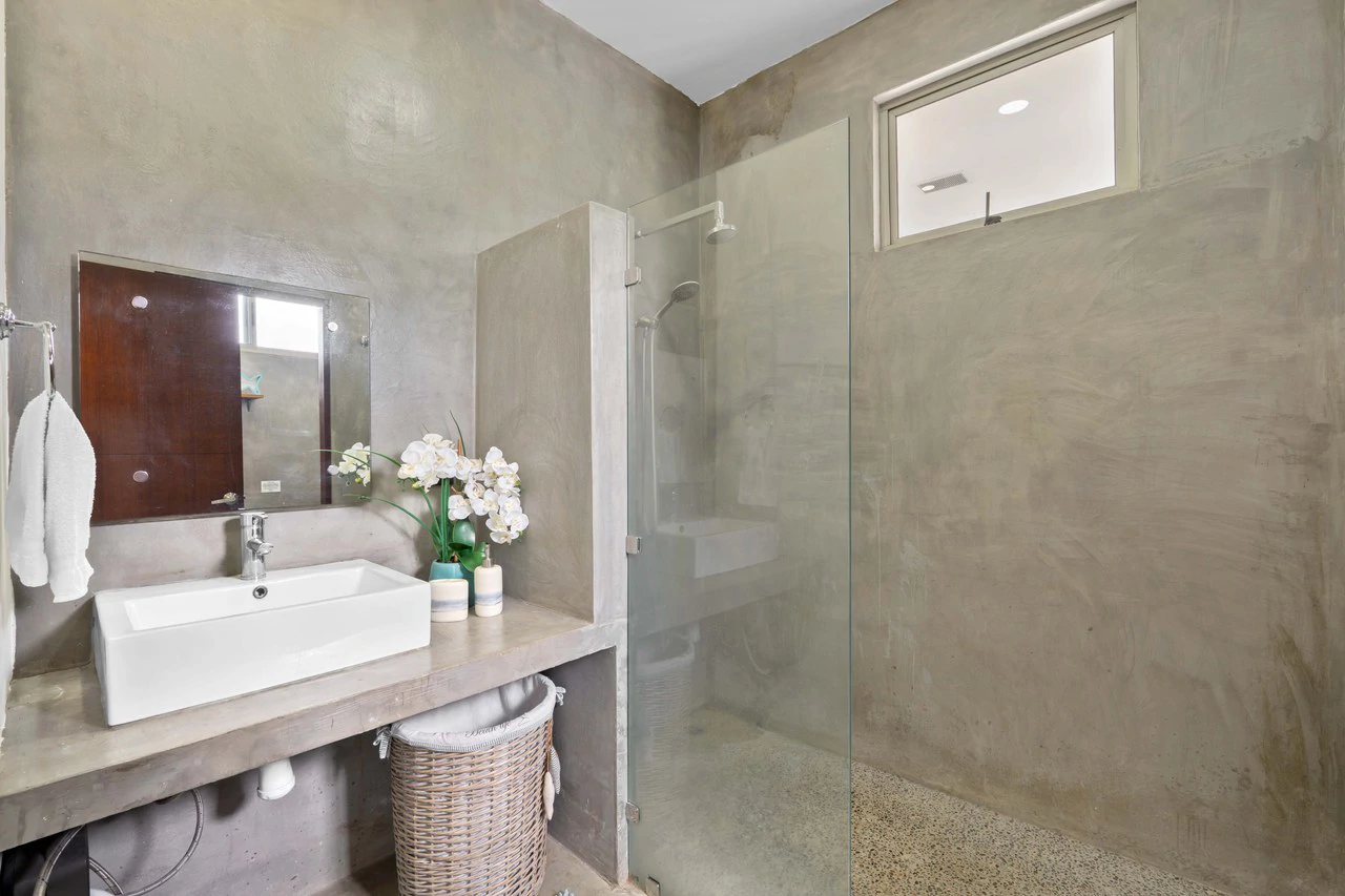 Casa Hijau: Modern Ocean-View Surf Home in Marbella - Gallery image 25