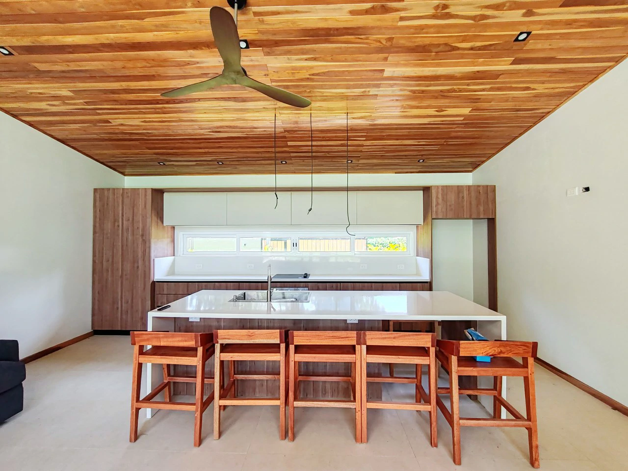 ID 4198: Modern New Villa with Pool in Puerto Viejo — Walk to Beach, Owner Financing Available - Gallery image 6