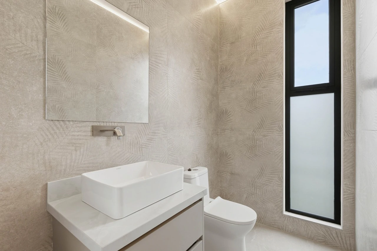 Casa Flores del Mar: Brand-New Contemporary Living with Pacific Ocean Views in Playa Grande - Gallery image 27