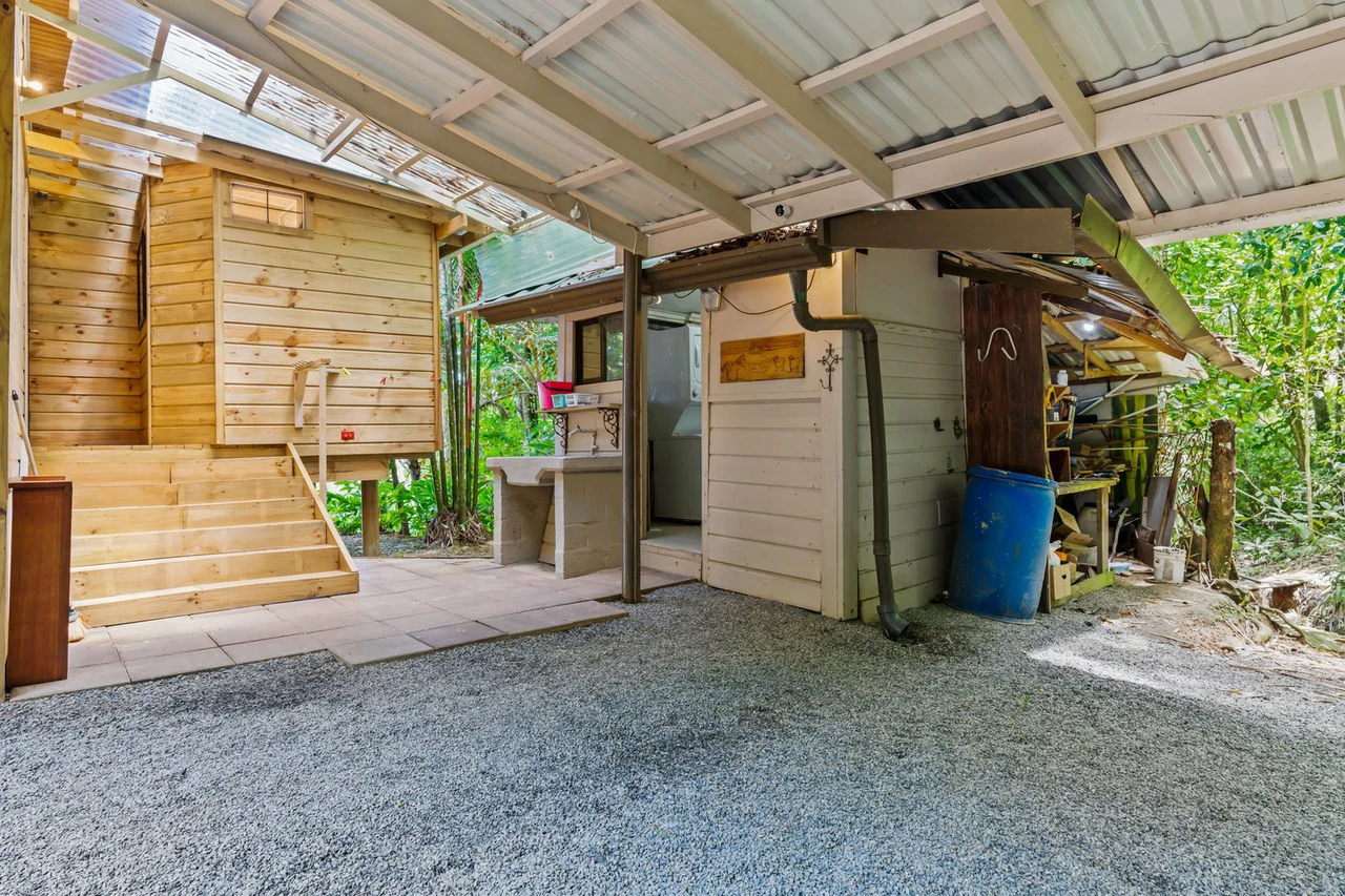 1.6 ACRES – 3 Bedroom Ocean And Mountain View Home With Pool, Public Road Frontage, ASADA Water, Room To Expand!!!! - Gallery image 33
