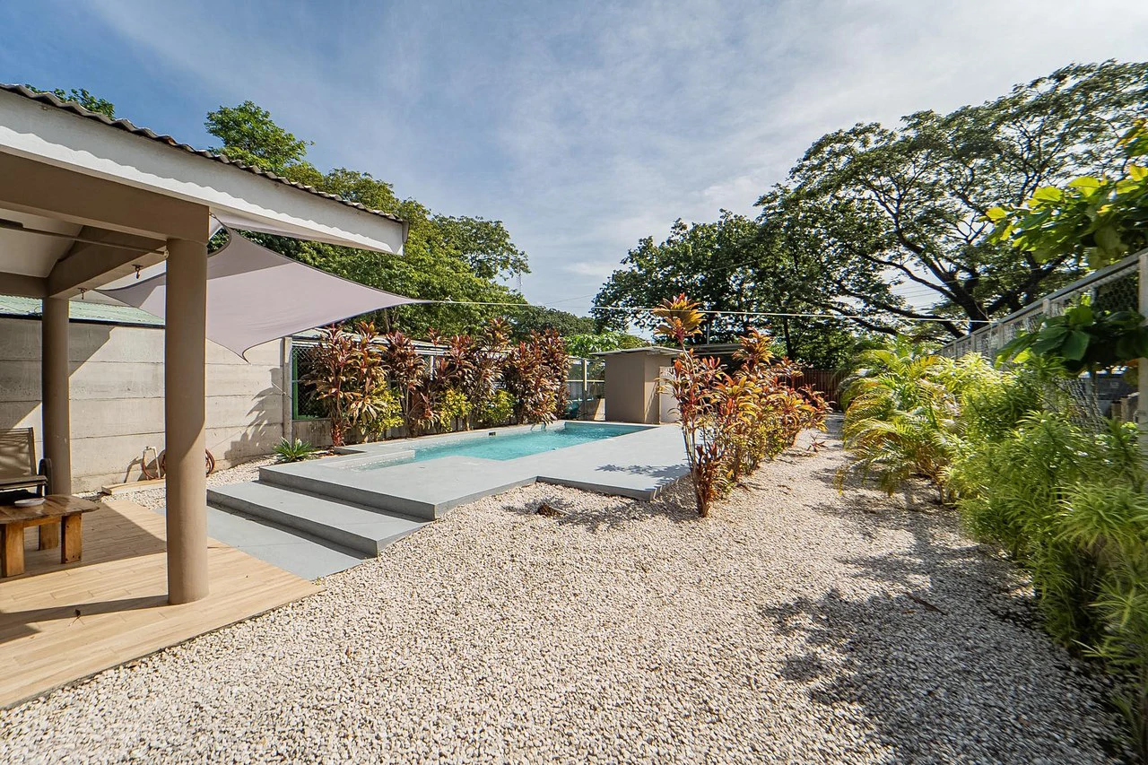 Casa León: Charming 3BR Home w Pool in Town - photo 20