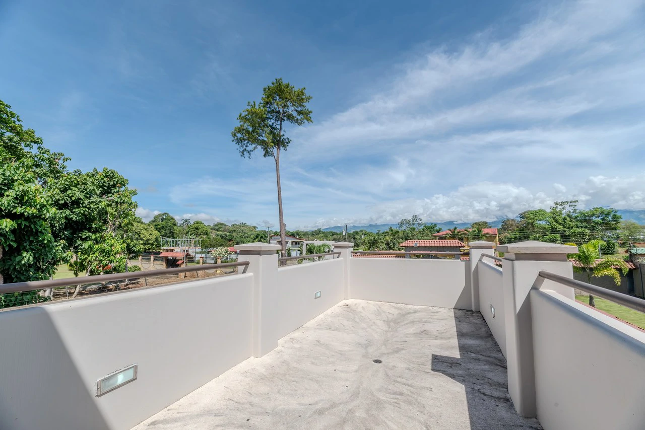 Luxury Home with Pool, Bar Area & Resort-Level Amenities | 6 br, 4.5 ba in Perez Zeledon - Gallery image 54