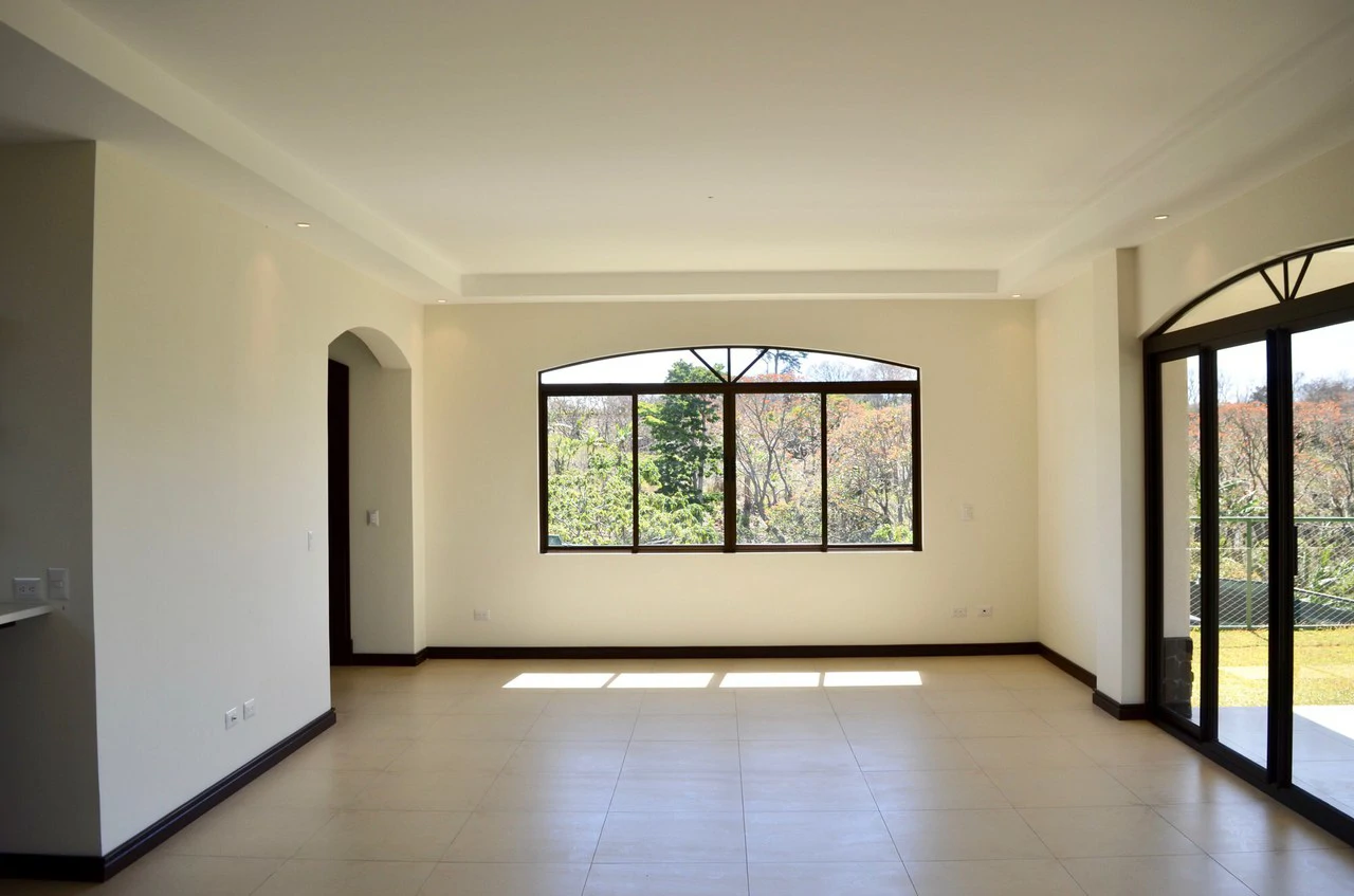 Mountain House For Sale in San Isidro - Gallery image 9