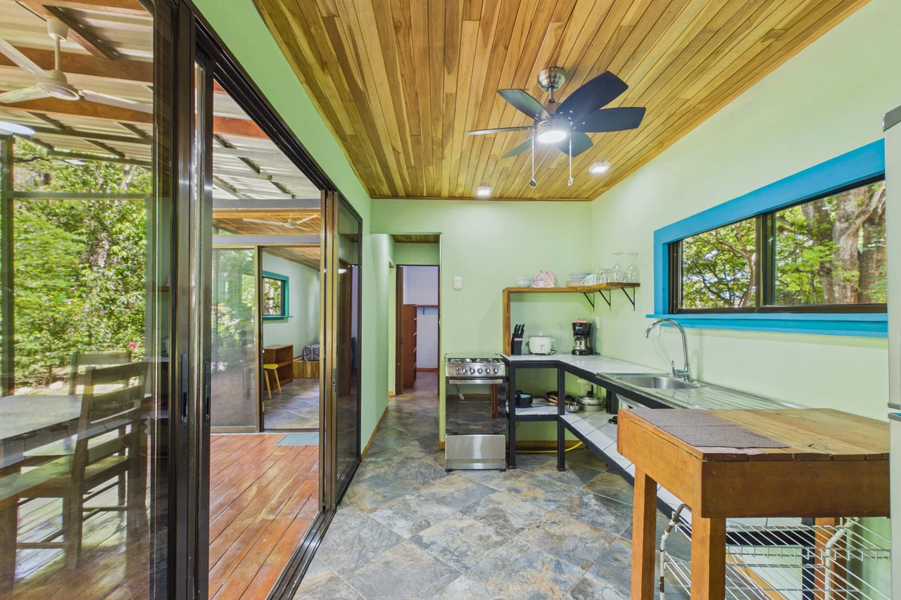 Villa Shanti - Exclusive and Modern Tropical Estate Minutes from Samara Beach: Mountain House For Sale in Playa Samara - Gallery image 35